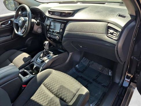 Used 2020 Nissan Rogue SV AWD/4WD image 22
