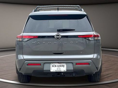 New 2026 Nissan Pathfinder SL w/ SL Premium Package FWD image 4