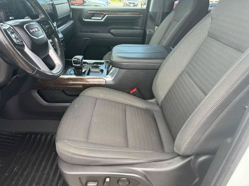 Used 2023 GMC Sierra 1500 Elevation AWD/4WD image 9