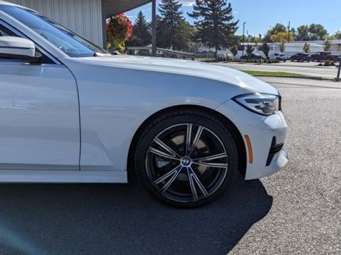 Used 2020 BMW 330i Sedan image 25