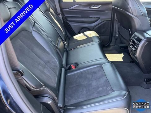 Used 2024 Jeep Grand Cherokee Altitude AWD/4WD image 22