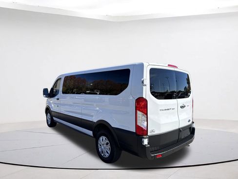 Used 2022 Ford Transit 350 XLT image 5