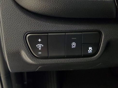 Used 2025 Kia Seltos S FWD image 13