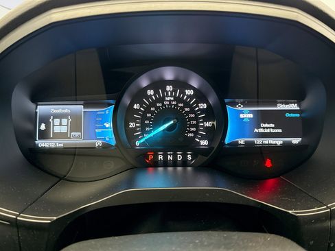 Used 2023 Ford Edge SE AWD/4WD image 13
