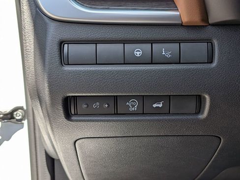 New 2026 Nissan Rogue Platinum w/ Platinum Premium Package AWD/4WD image 18