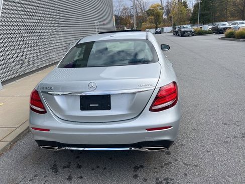 Used 2019 Mercedes-Benz E 300 4MATIC image 28