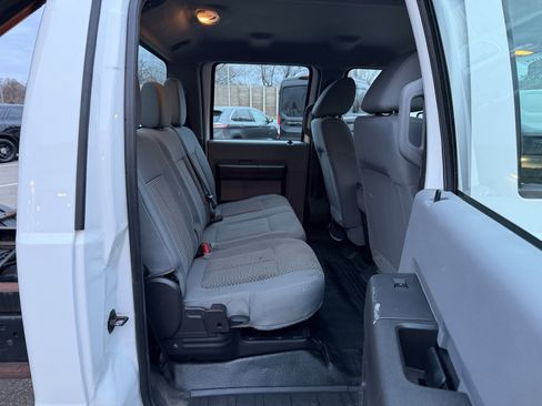 Used 2016 Ford F550 2WD Crew Cab Super Duty image 19