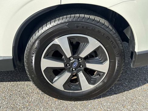 Used 2017 Subaru Forester 2.5i Limited image 4