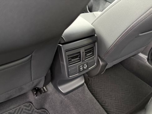 New 2026 Subaru Outback Premium image 31