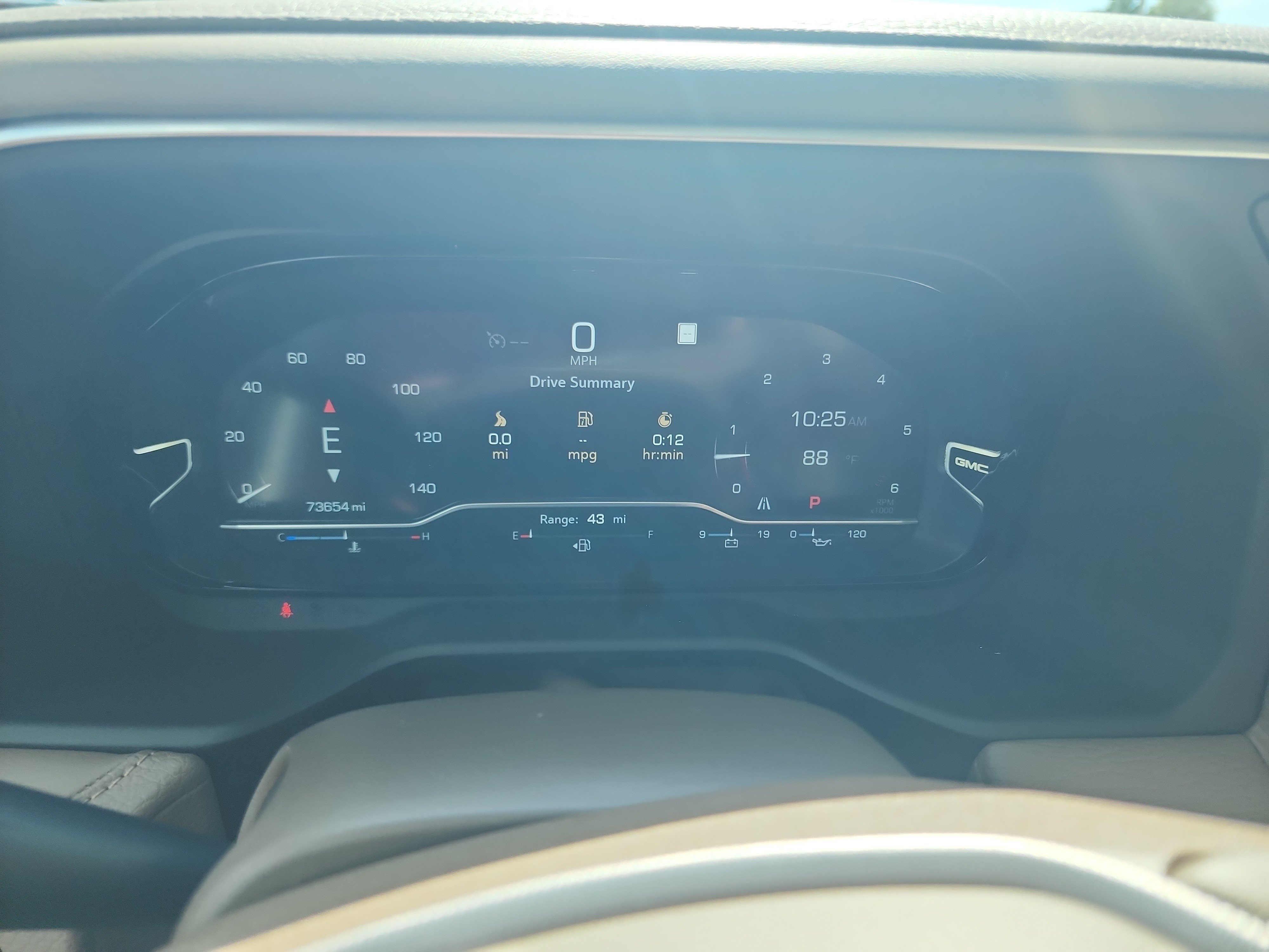 Used 2022 GMC Yukon XL Denali RWD image 38