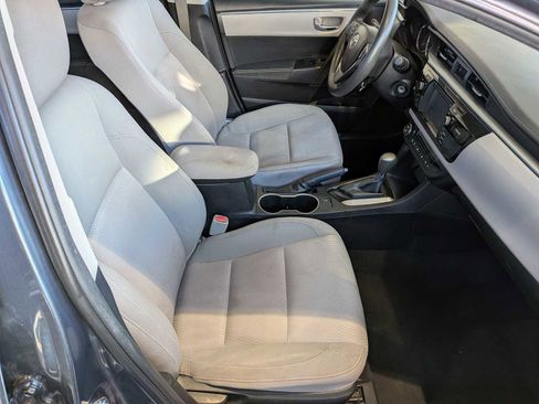 Used 2014 Toyota Corolla LE image 19