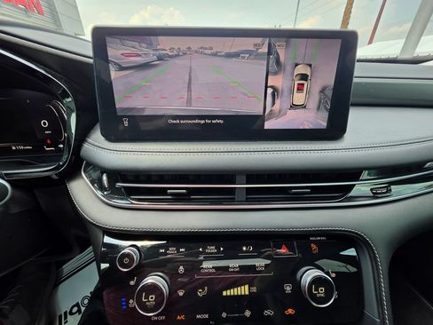 Used 2023 INFINITI QX60 Luxe w/ Performance Audio Package FWD image 29