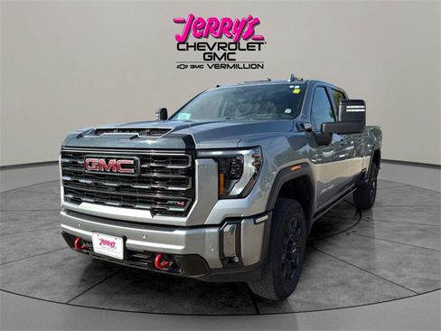 Used 2024 GMC Sierra 2500 AT4 w/ AT4 Premium Plus Package image 9