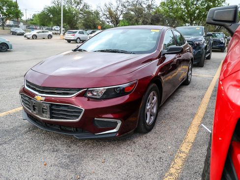 Used 2016 Chevrolet Malibu LS image 1