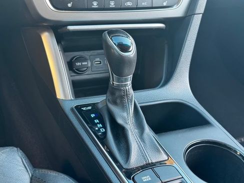 Used 2017 Hyundai Sonata Sport w/ Value Edition Package 02 FWD image 33