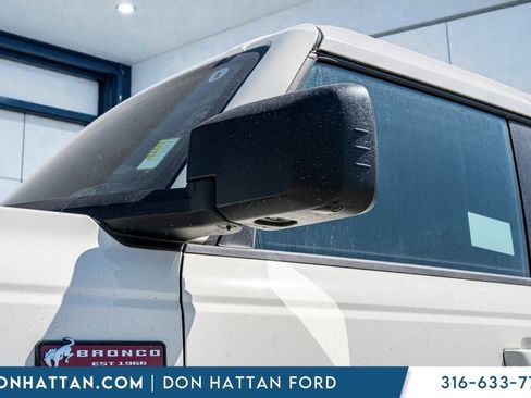 New 2026 Ford Bronco Outer Banks w/ Sasquatch Package AWD/4WD image 24