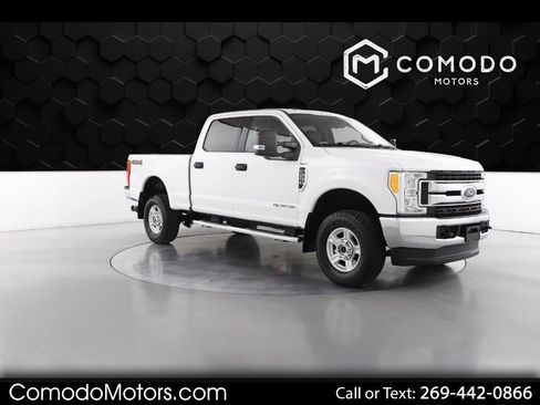 Used 2017 Ford F250 XLT image 1