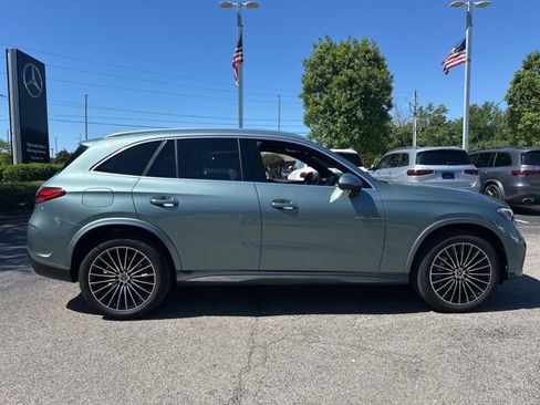 Used 2026 Mercedes-Benz GLC 300 4MATIC image 9