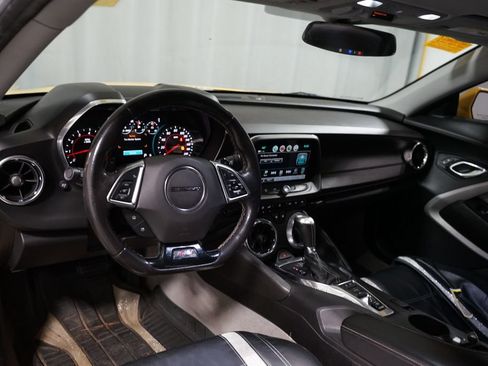Used 2018 Chevrolet Camaro SS image 7