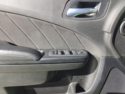 Used 2023 Dodge Charger R/T w/ Blacktop Package image 26