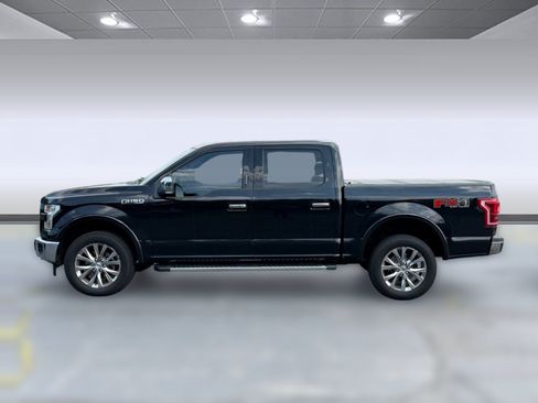Used 2017 Ford F150 Lariat w/ Equipment Group 502A Luxury AWD/4WD image 2