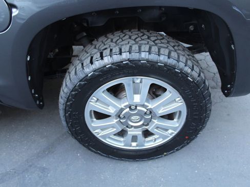 Used 2014 Toyota Tundra Platinum AWD/4WD image 15
