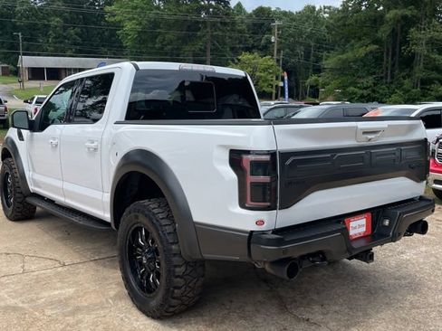Used 2018 Ford F150 Raptor w/ Equipment Group 802A Luxury AWD/4WD image 7