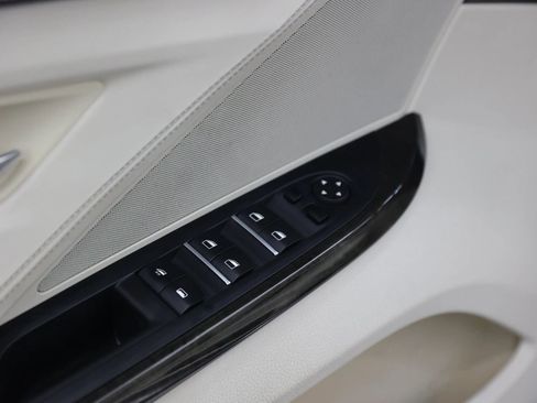 Used 2018 BMW 640i Convertible RWD image 42
