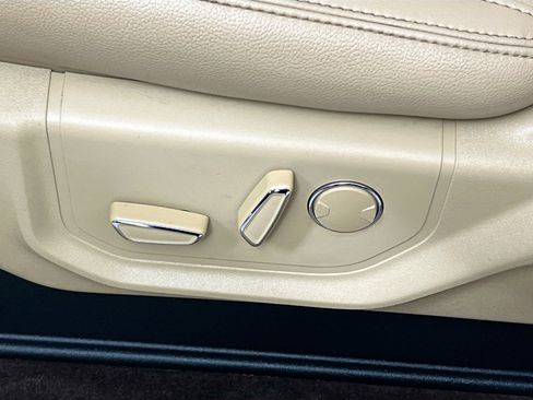 Used 2018 Ford F150 Lariat w/ Equipment Group 502A Luxury image 15