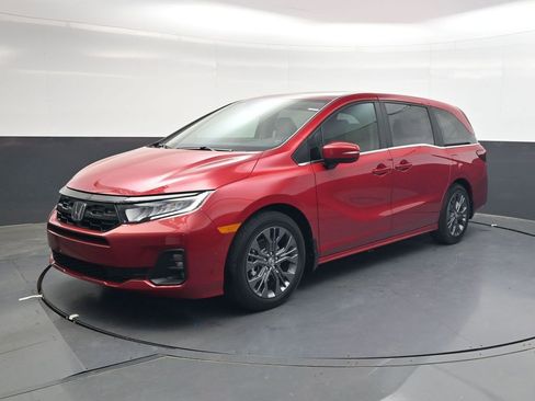New 2026 Honda Odyssey Touring image 8