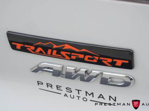 Used 2022 Honda Pilot TrailSport image 16