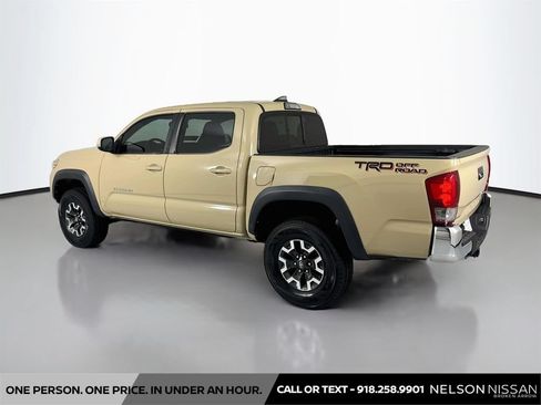 Used 2016 Toyota Tacoma TRD Off-Road w/ Towing Package RWD image 7
