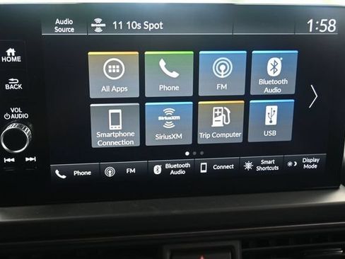 Used 2025 Honda Pilot TrailSport image 10