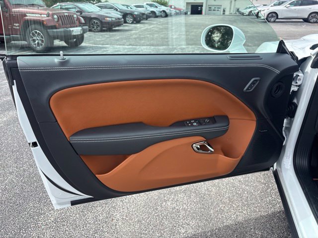 Used 2023 Dodge Challenger SRT Hellcat RWD image 14