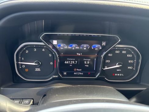 Certified 2022 GMC Sierra 2500 AT4 w/ AT4 Premium Plus Package image 13