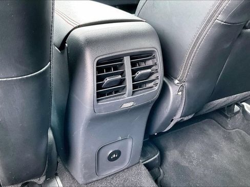 Used 2025 Ford Escape ST-Line AWD/4WD image 33