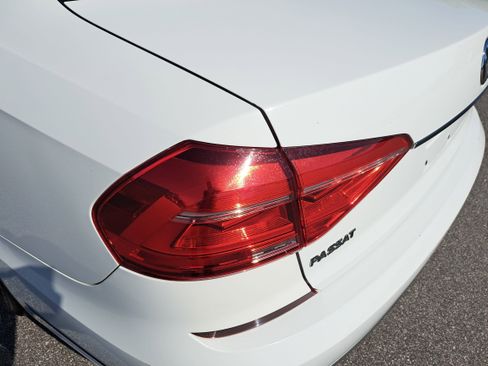 Used 2016 Volkswagen Passat 1.8T S w/ Lighting Package (P06) FWD image 31