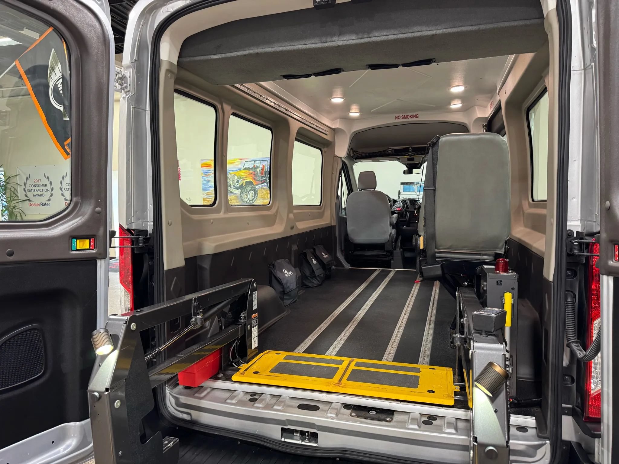 Used 2019 Ford Transit 250 148 Medium Roof RWD image 47
