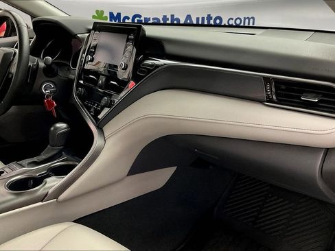 Used 2023 Toyota Camry SE image 20