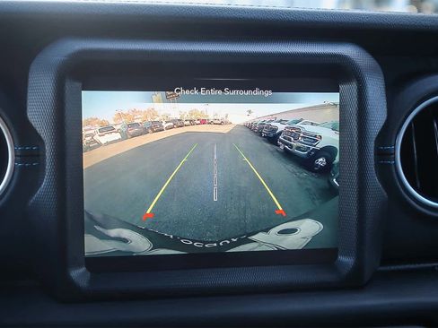 Used 2023 Jeep Wrangler Unlimited Rubicon 4xe w/ Safety Group image 23