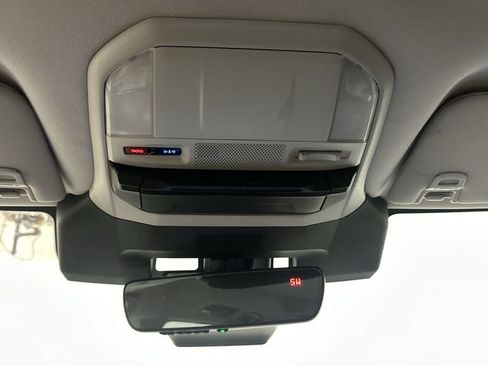 Used 2024 Subaru Ascent Premium w/ Convenience Package image 23