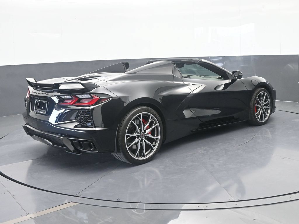 Used 2024 Chevrolet Corvette Stingray Preferred Conv w/ Z51 Performance Package RWD image 6