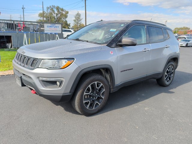 Used 2019 Jeep Compass Trailhawk AWD/4WD image 1