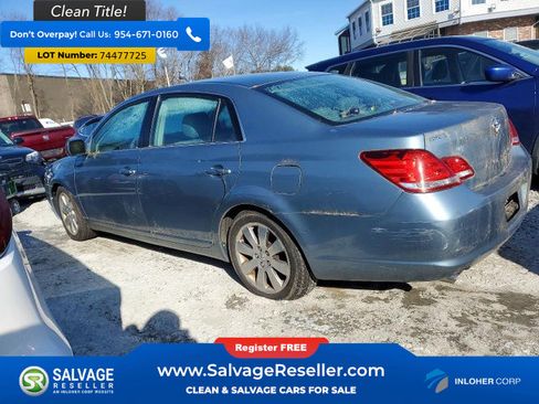 Used 2005 Toyota Avalon image 3