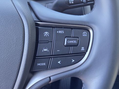 Certified 2025 Lexus UX 300h FWD w/ Accessory Package (Z2) image 24