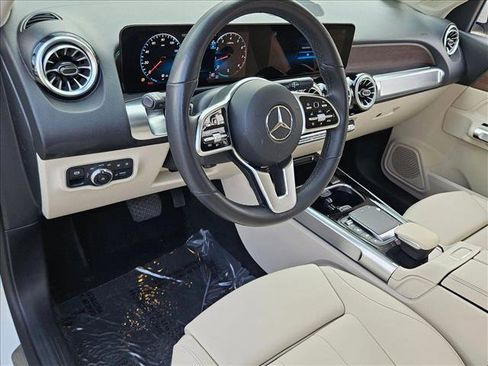 Certified 2023 Mercedes-Benz GLB 250 4MATIC image 10