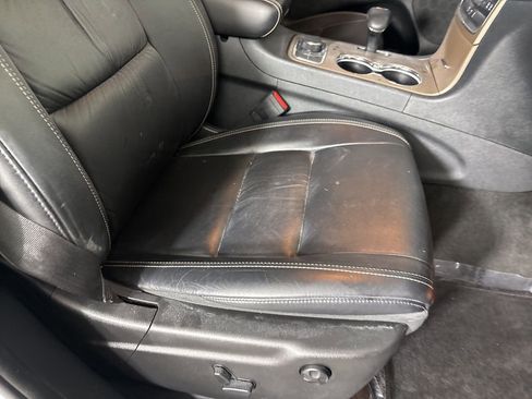 Used 2015 Jeep Grand Cherokee Limited image 27