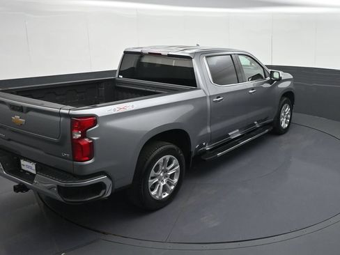 Certified 2025 Chevrolet Silverado 1500 LTZ AWD/4WD image 27