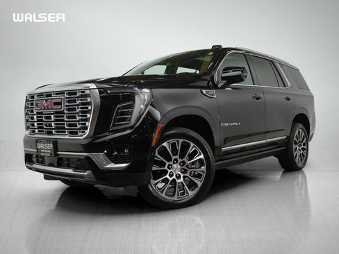 Used 2025 GMC Yukon Denali w/ Sun & Power Step Package AWD/4WD image 1