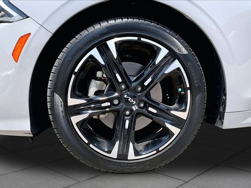 Used 2024 Kia K5 GT-Line w/ GT-Line Premium Package FWD image 11